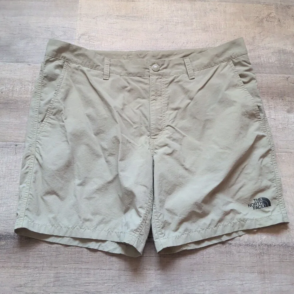 The North Face Mens 35 Regular Chino Shorts Green Fast Dry Hiking Outdoor EUC